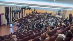 Başhekim ‘doğal doğum’ dedi: Öğrenciler salonu terk etti