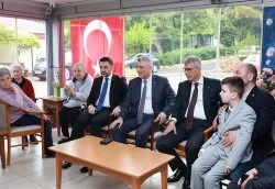 Bakanlar gönülleri ısıttı