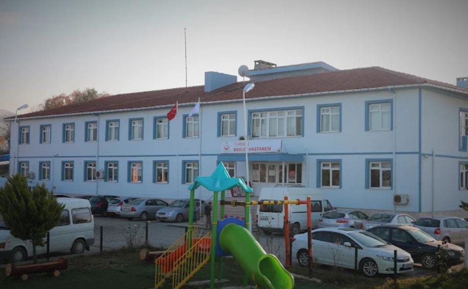 Acil Serviste patlama: Türkeli’de 1 hemşire yaralandı