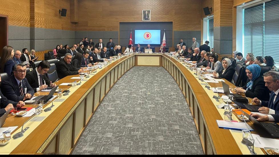 Sağlık sistemine neşter vuruluyor