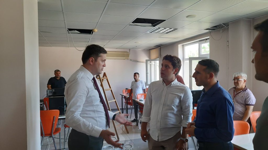 Sındırgı’da sağlık hizmetleri kesintiye uğramadı