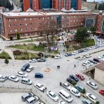 Silahlı saldırı hastaneyi karıştırdı: Kantinde kan aktı