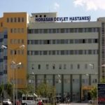 Hasta Yakınına Kalem Fırlatan Doktor İstifa Etti