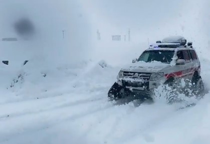 Kar Altındaki Mezradan Hastaya Umut Yolculuğu!