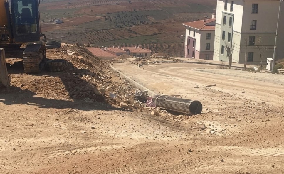 Gaziantep’e Füze Parçası Düştü