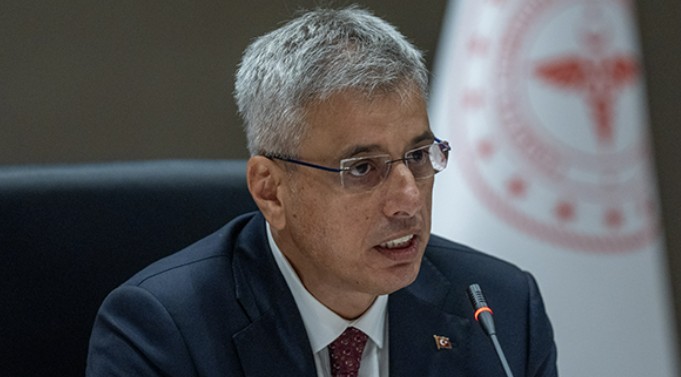 Bakanı Memişoğlu: “İyi ki Hekimim”