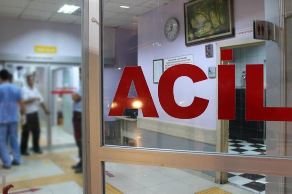 Acil servise inmeyen uzman hekime verilen uyarma cezası onandı