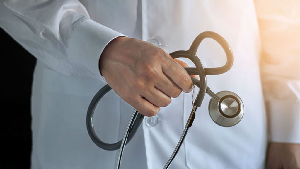 Türkiye’de bir doktor yılda kaç muayene yapıyor? OECD verileri dikkat çekti