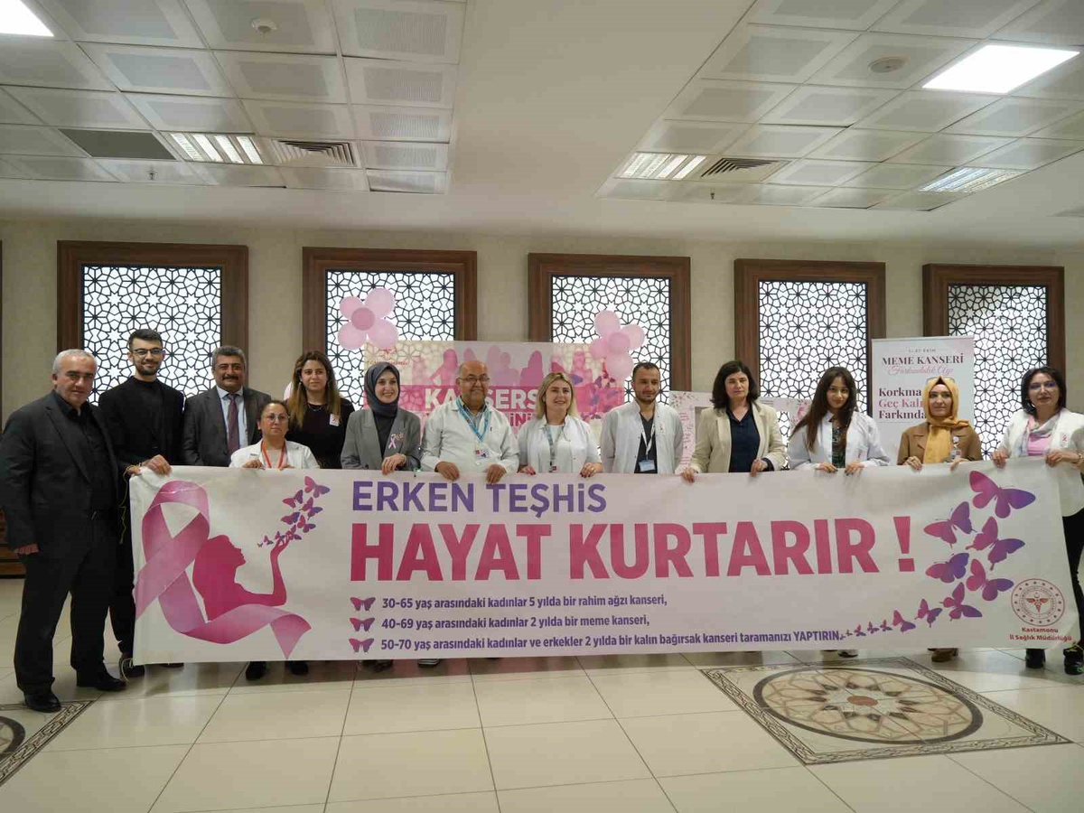 Kastamonu'da meme kanseri etkinliğinde son iki yılda 6 erkeğe teşhis konulduğu belirtildi